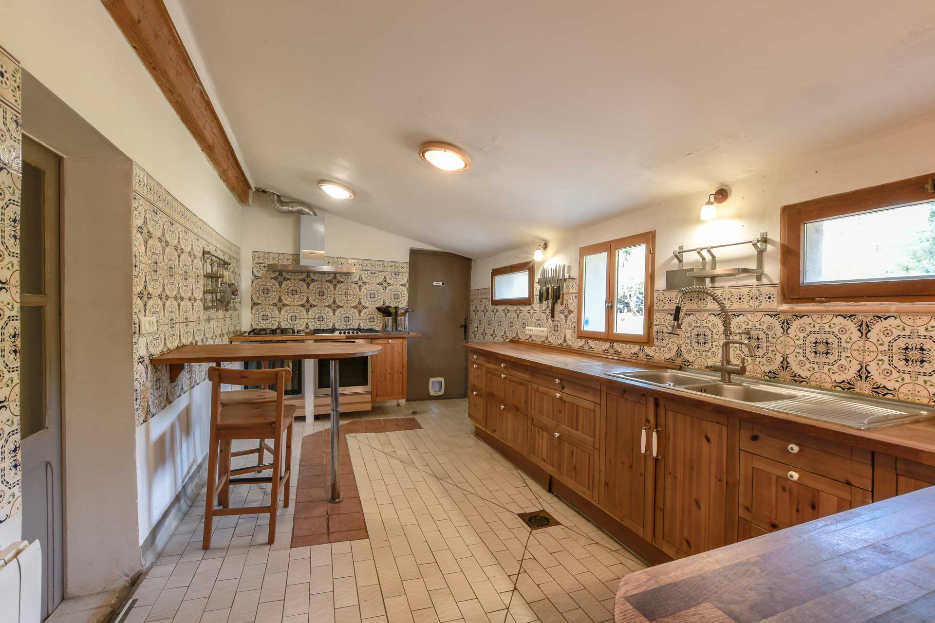 Cuisine équipée pour 20 personnes