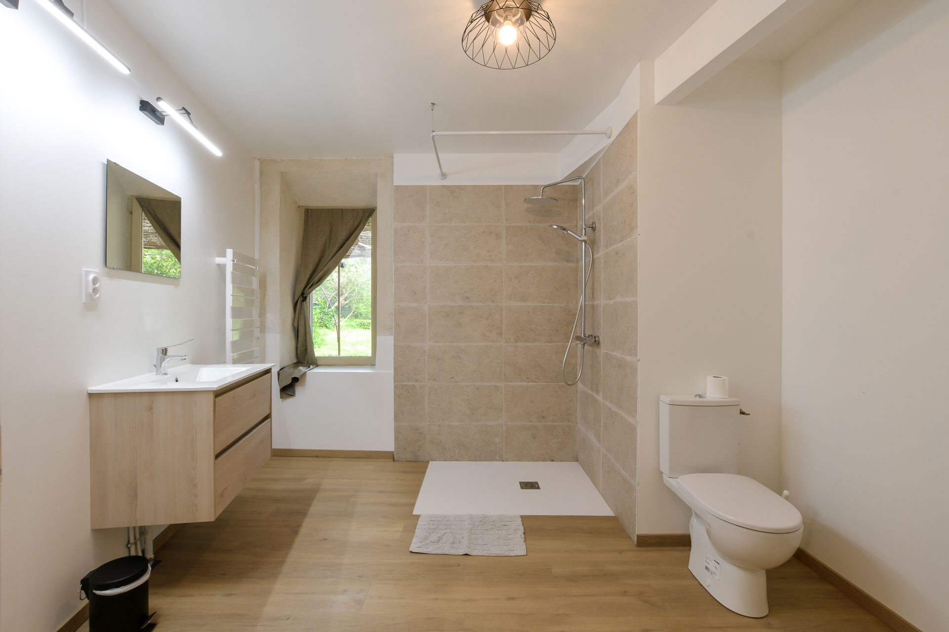 Salle de bain de la chambre Romarin